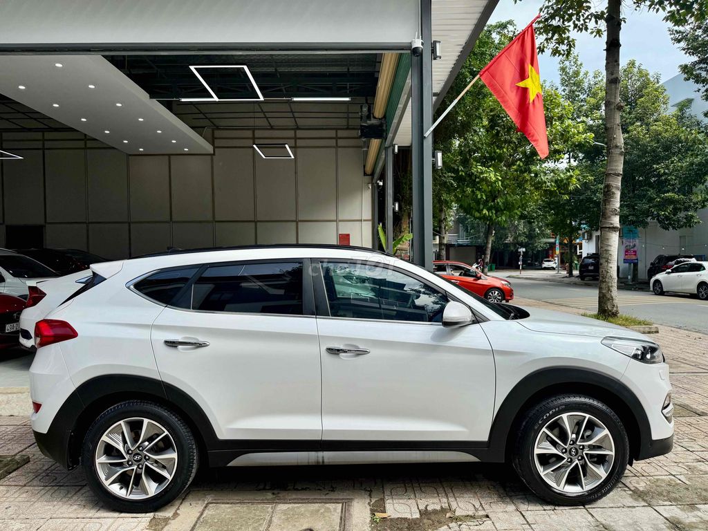 Hyundai Tucson 2019 2.0 ATH - 72000 km. Mua bán Ô tô tại Thành phố Biên Hòa Đồng Nai được đăng bởi Peacemaker hình 7