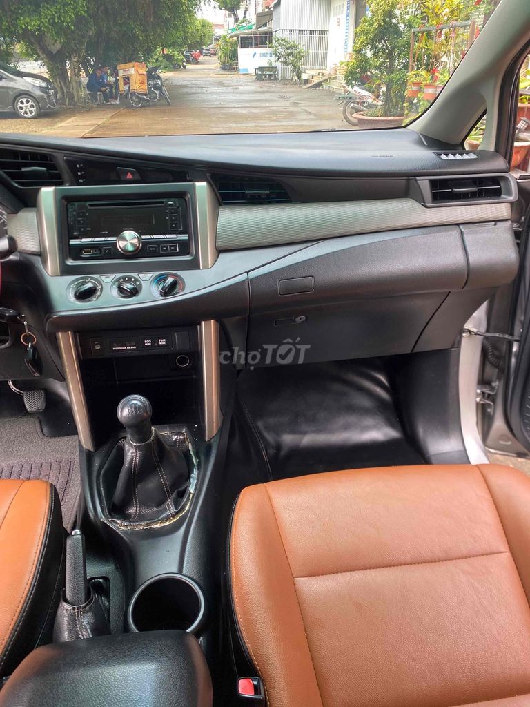 Toyota Innova 2017 2.0E - 138000 km. Mua bán Ô tô tại Thành phố Long Khánh Đồng Nai được đăng bởi Mr hiếu hình 7