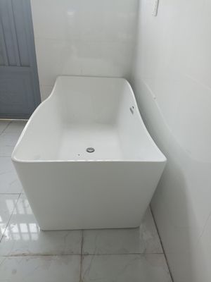 Bồn tắm cao cấp. Mua bán Thiết bị vệ sinh, nhà tắm tại Thành phố Rạch Giá Kiên Giang được đăng bởi QUYEN PHUONG