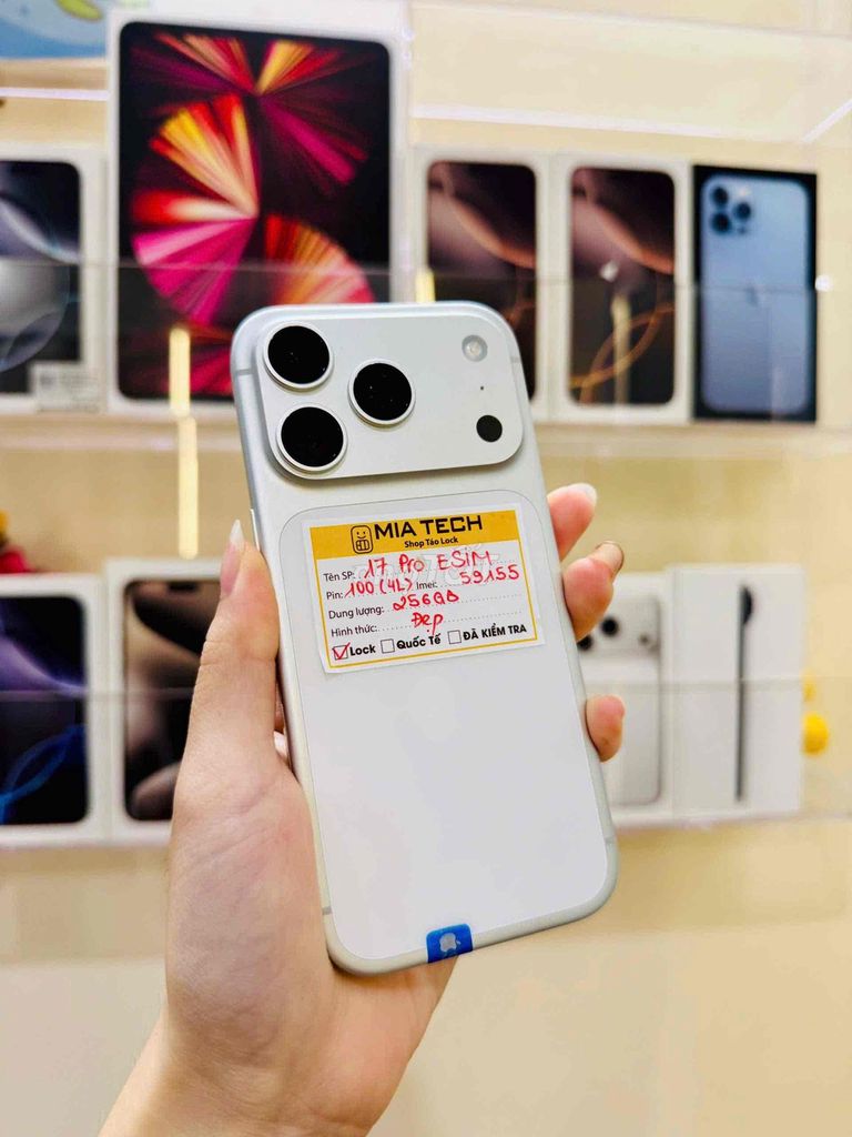 Apple iPhone 17 Pro Lock 256GB Trắng Đã độ eSIM. Mua bán Điện thoại tại Quận Ba Đình Hà Nội được đăng bởi Huy Trần hình 1