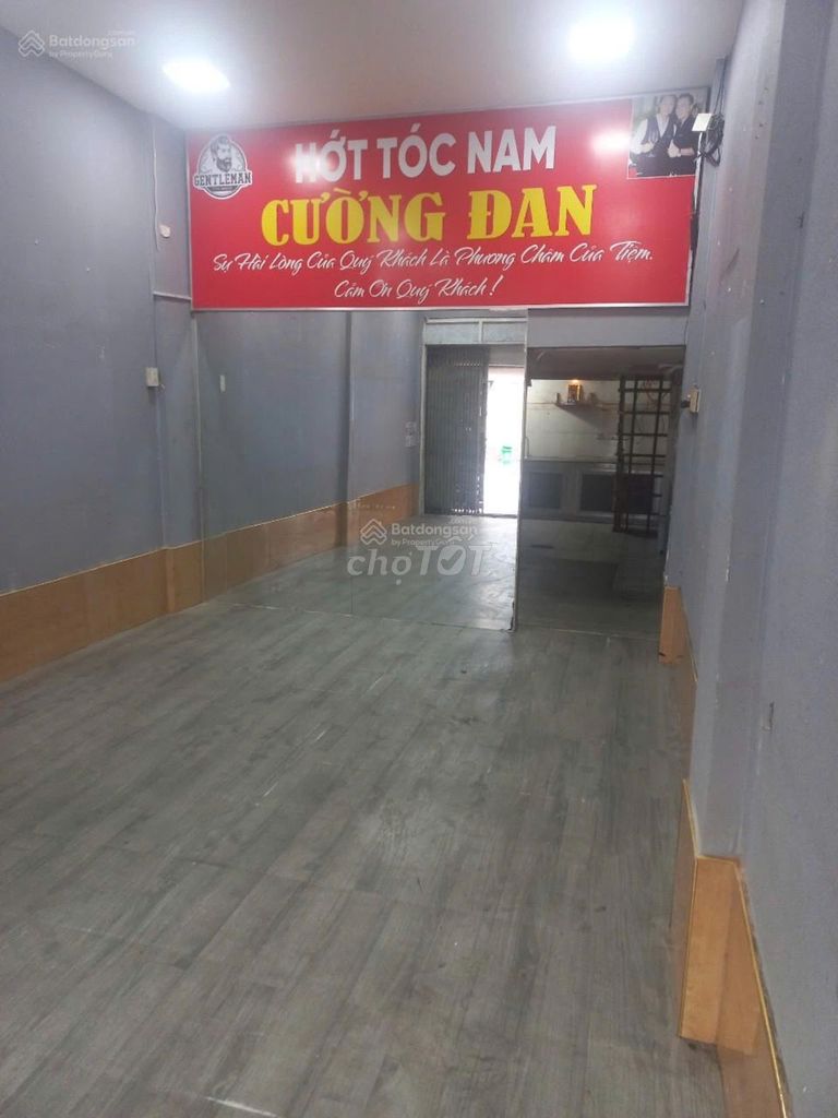 Mặt tiền Đồng Đen khu ăn uống, có vỉa hè, sạch sẽ kinh doanh tự do17tr