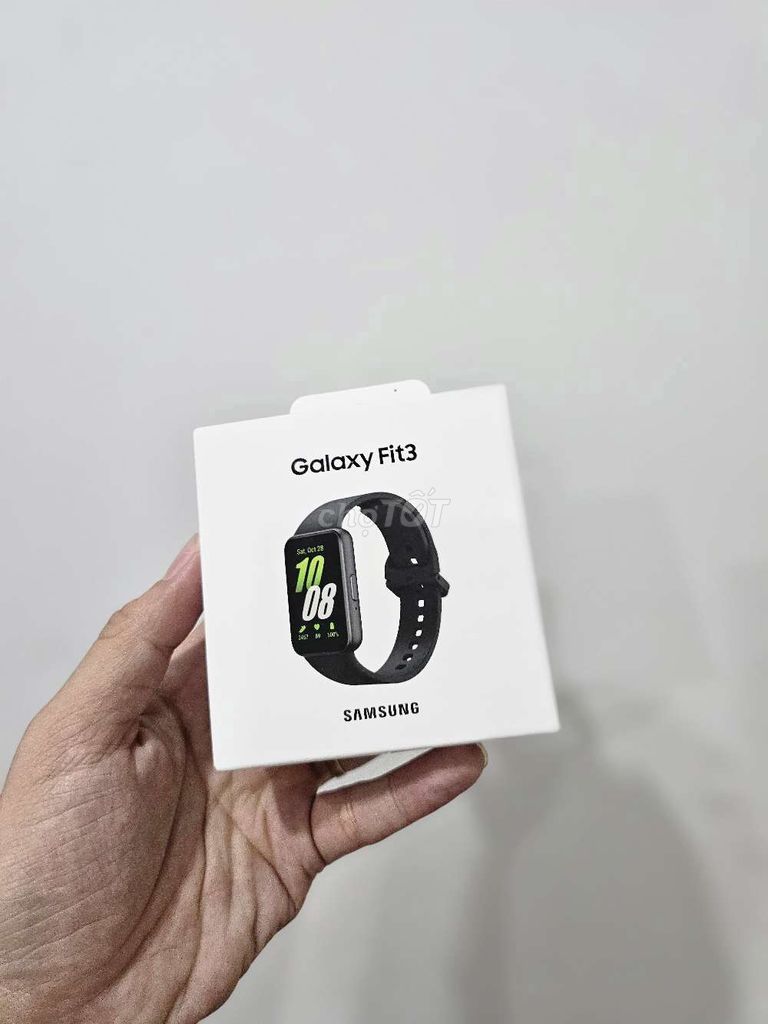 Samsung Galaxy Fit 3 New Seal. Mua bán Thiết bị đeo thông minh tại Thành phố Dĩ An Bình Dương được đăng bởi Tấn Hảo Mobile  hình 1