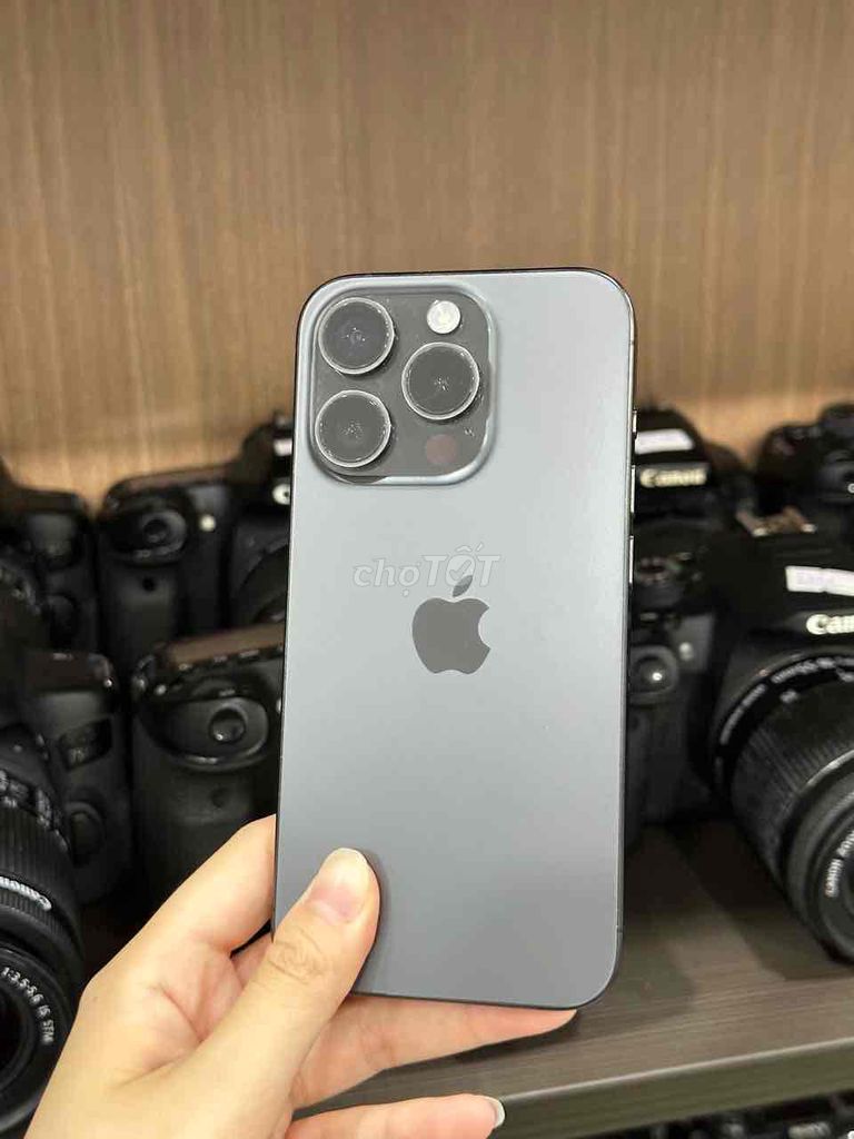 iPhone 15 Pro 256GB Đen Titanium 99% Pin 86. Mua bán Điện thoại tại Quận 5 Tp Hồ Chí Minh được đăng bởi Phan Thế Phong  hình 1