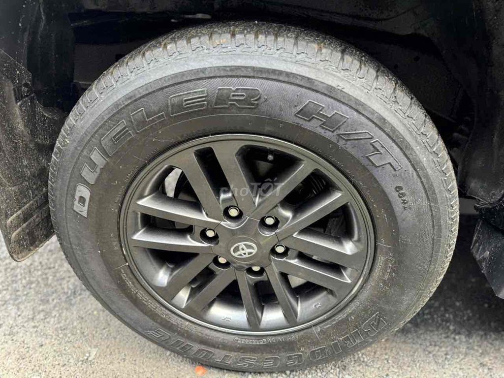 Toyota Fortuner 2015 2.7V 4x2 - 118000 km. Mua bán Ô tô tại Quận Bình Tân Tp Hồ Chí Minh được đăng bởi Nhanhoa hình 12
