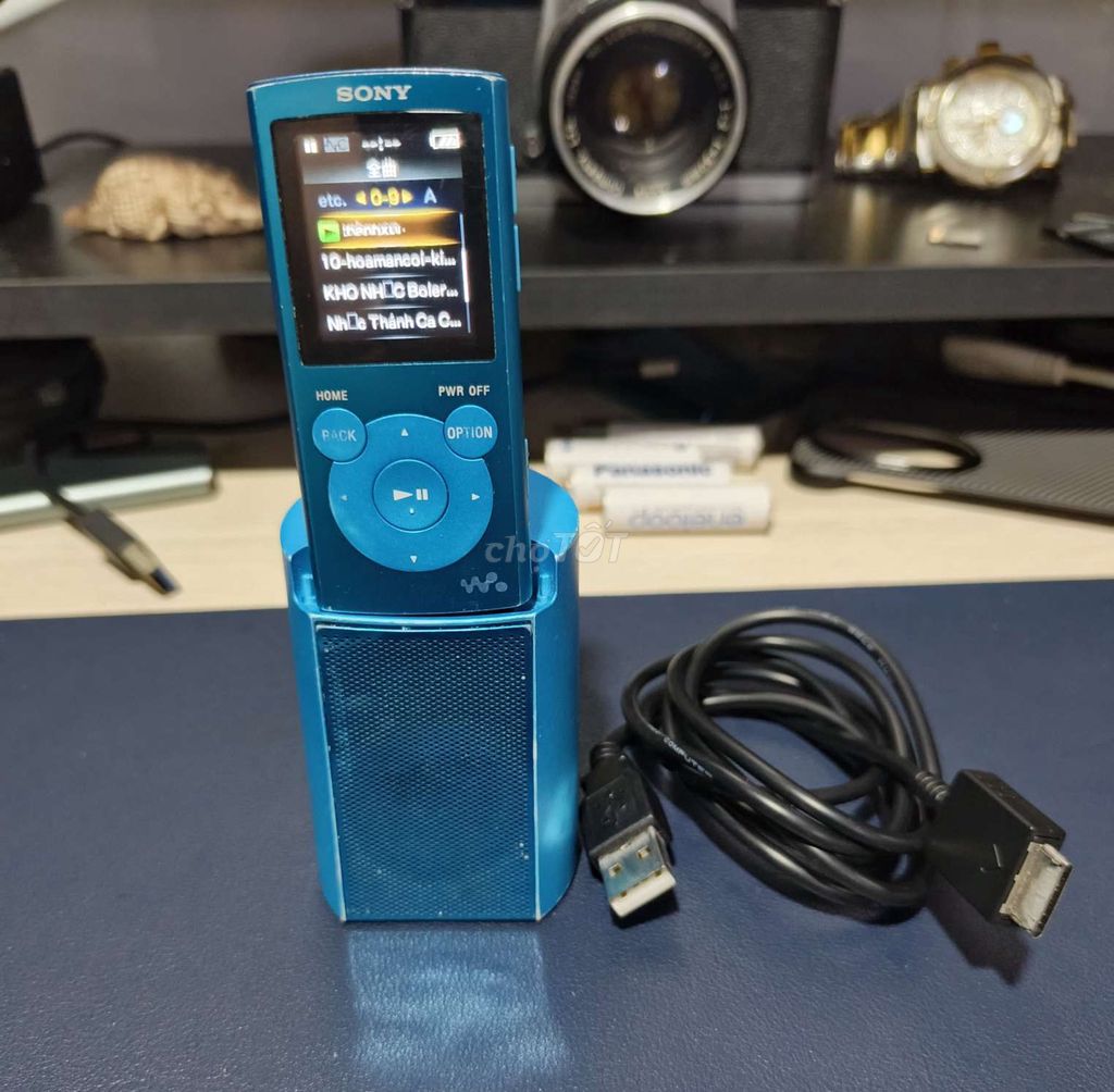 Máy nghe nhạc Sony NW-E062 2GB kèm loa . Mua bán Tivi, Âm thanh tại Quận Gò Vấp Tp Hồ Chí Minh được đăng bởi Zu Zu hình 1