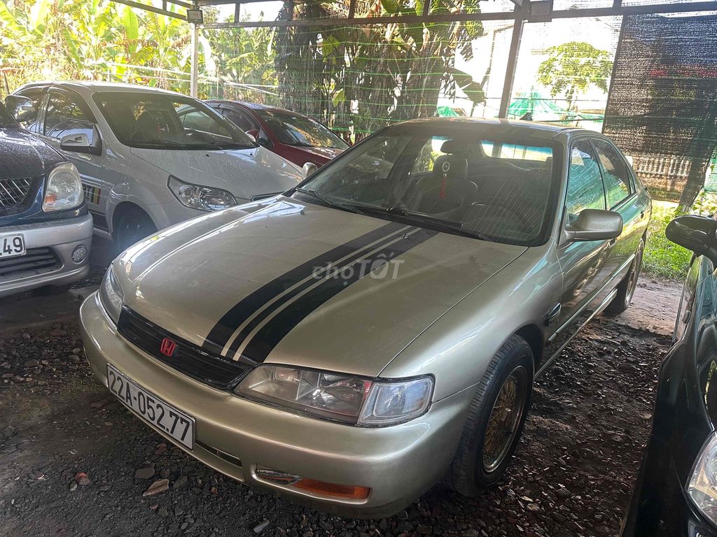 Honda Accord 1995 2.0 MT - 124584 km. Mua bán Ô tô tại Huyện Bàu Bàng Bình Dương được đăng bởi Trần Văn Quang hình 1