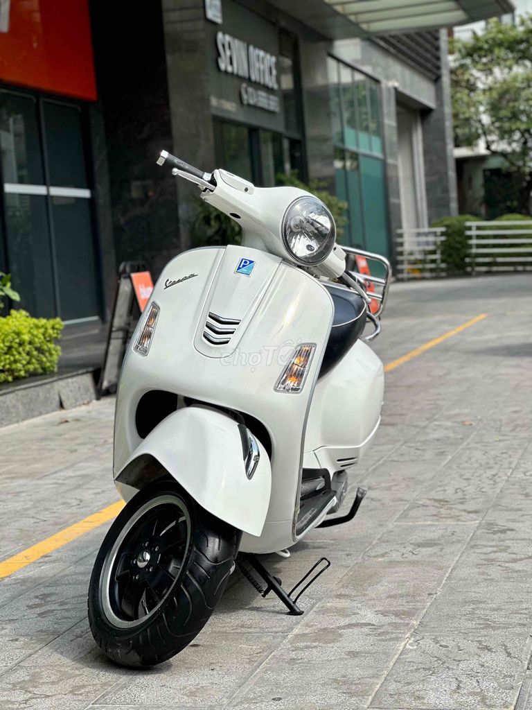 NAM THI Vespa Gts 3v ie Đẹp nguyên bản đi cực ít