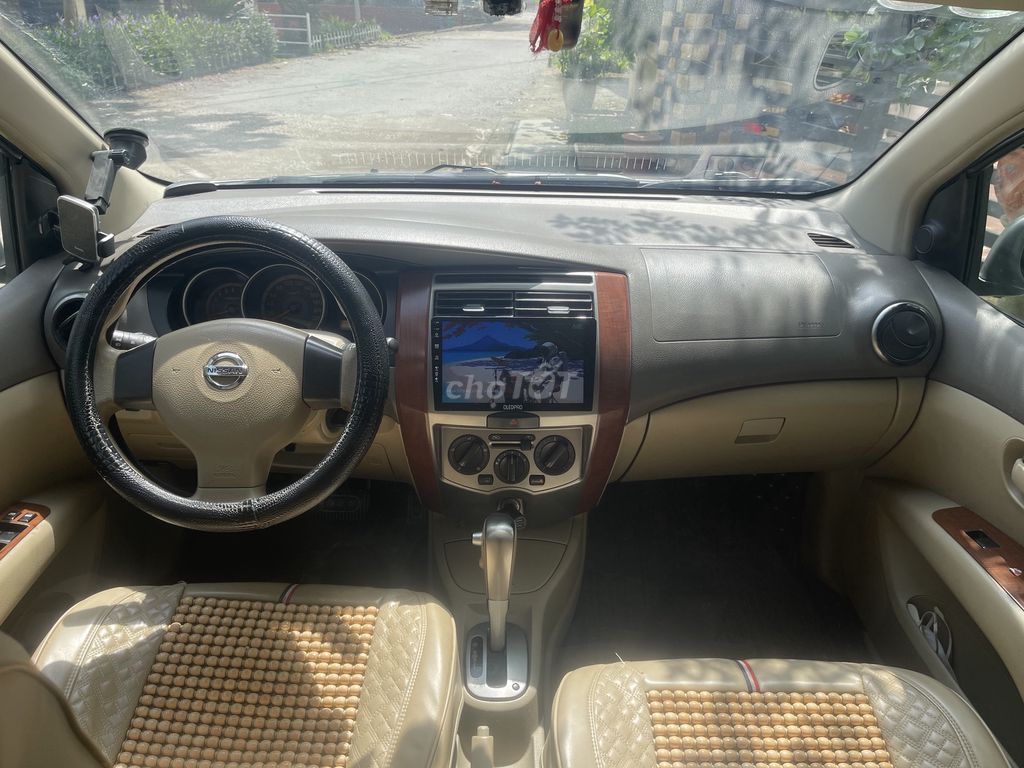 Xe gia đình đang đi. Mua bán Ô tô tại Huyện Vĩnh Lộc Thanh Hóa được đăng bởi Đá Mỹ Nghệ hình 1