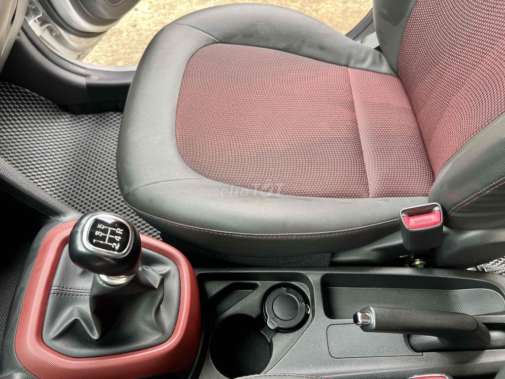 i10 Hatchback 1.2MT full ODO 21.000km NHƯ MỚI. Mua bán Ô tô tại Thành phố Thủ Đức Tp Hồ Chí Minh được đăng bởi Sơn hình 6