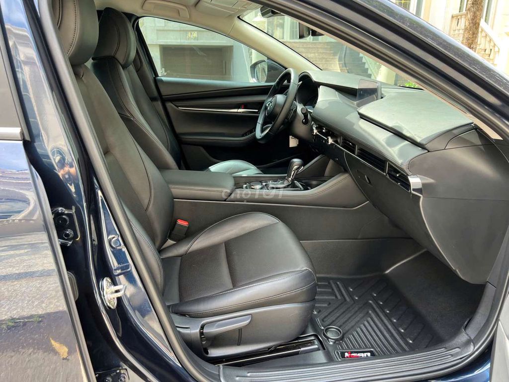 Mazda 3 2022 1.5L Luxury - 27000 km. Mua bán Ô tô tại Thành phố Thủ Đức Tp Hồ Chí Minh được đăng bởi Em Đạt Xe Lướt hình 13