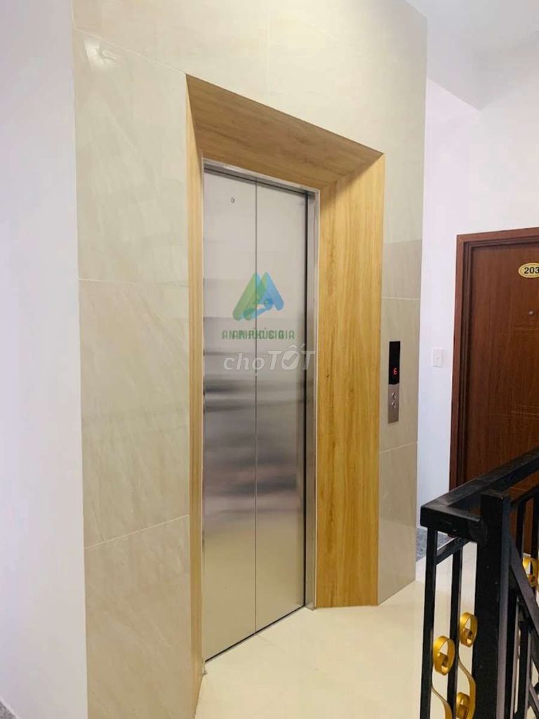 BÁN TÒA NHÀ 11 CĂN HỘ CHO THUÊ