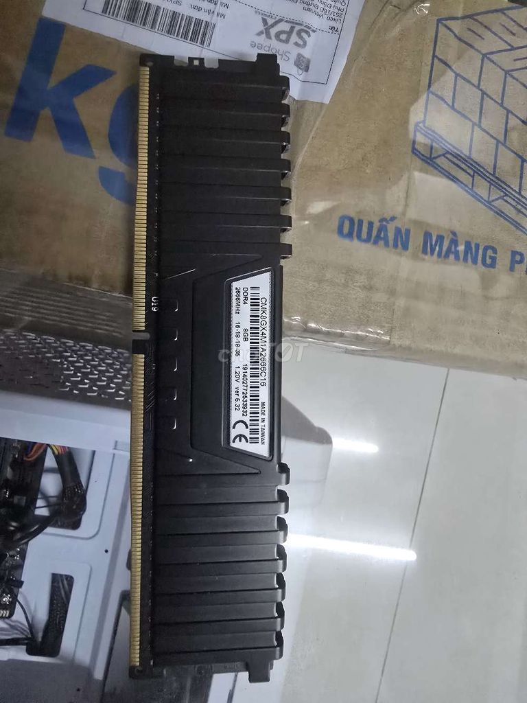 Ram coisair 8gb buss 2666. Ddram 4