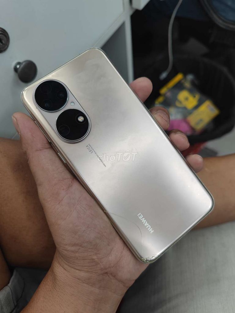 Huawei P50E 256GB Vàng HarmonyOS. Mua bán Điện thoại tại Thị xã Tân Uyên Bình Dương được đăng bởi Được hình 1