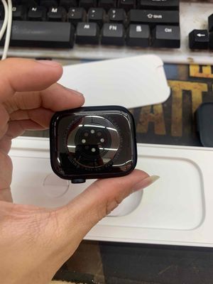 Apple watch size 45 màu đen còn đầy đủ phụ kiện