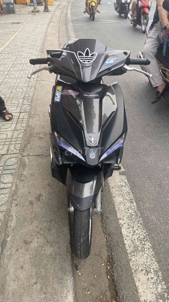Honda Air Blade 2019 Серый 49 000 км