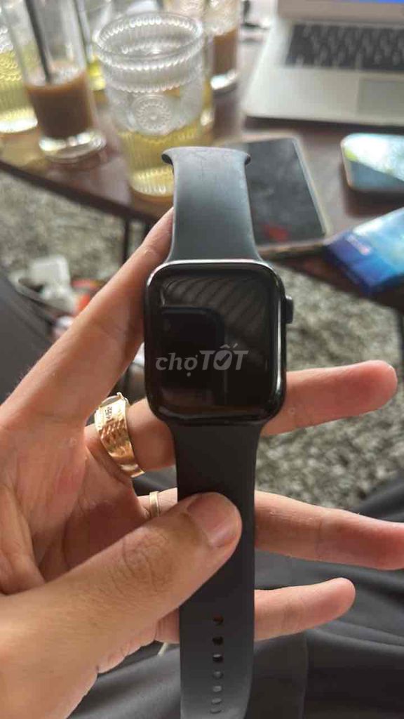e mua 7tr5 giờ ít dùm bên bán lại rẻ ạ e còn hộp a. Mua bán Thiết bị đeo thông minh tại Quận Cẩm Lệ Đà Nẵng được đăng bởi Nguyễn Văn Thiện hình 1