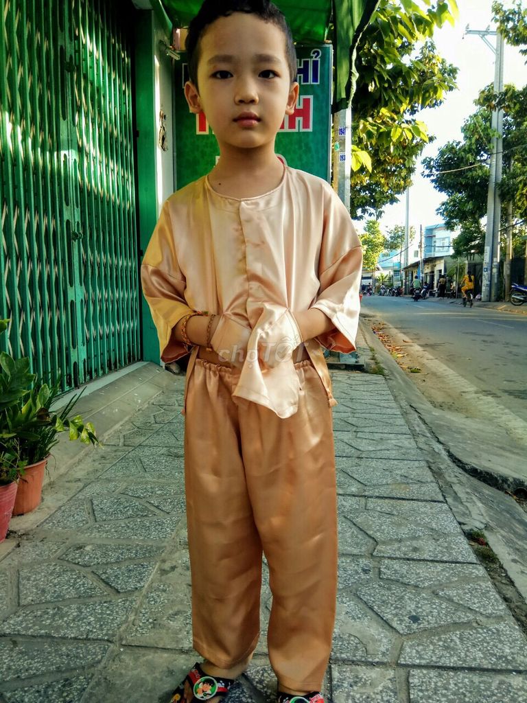 Nhà mặt tiền kinh doanh