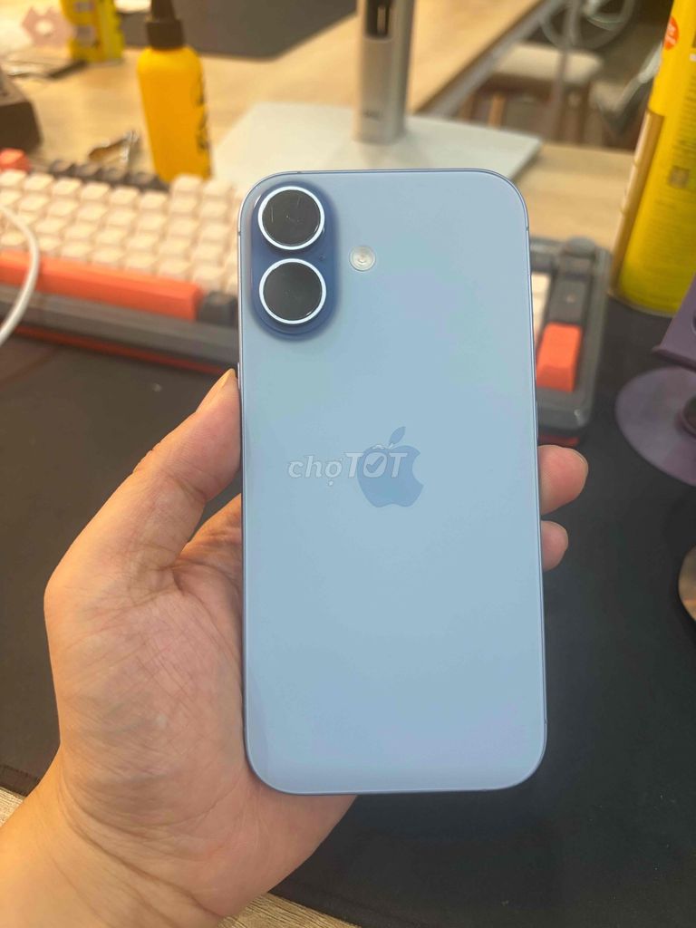 Apple iPhone 17lock 256GB Xanh. Mua bán Điện thoại tại Quận Tân Bình Tp Hồ Chí Minh được đăng bởi Quang Vũ hình 1