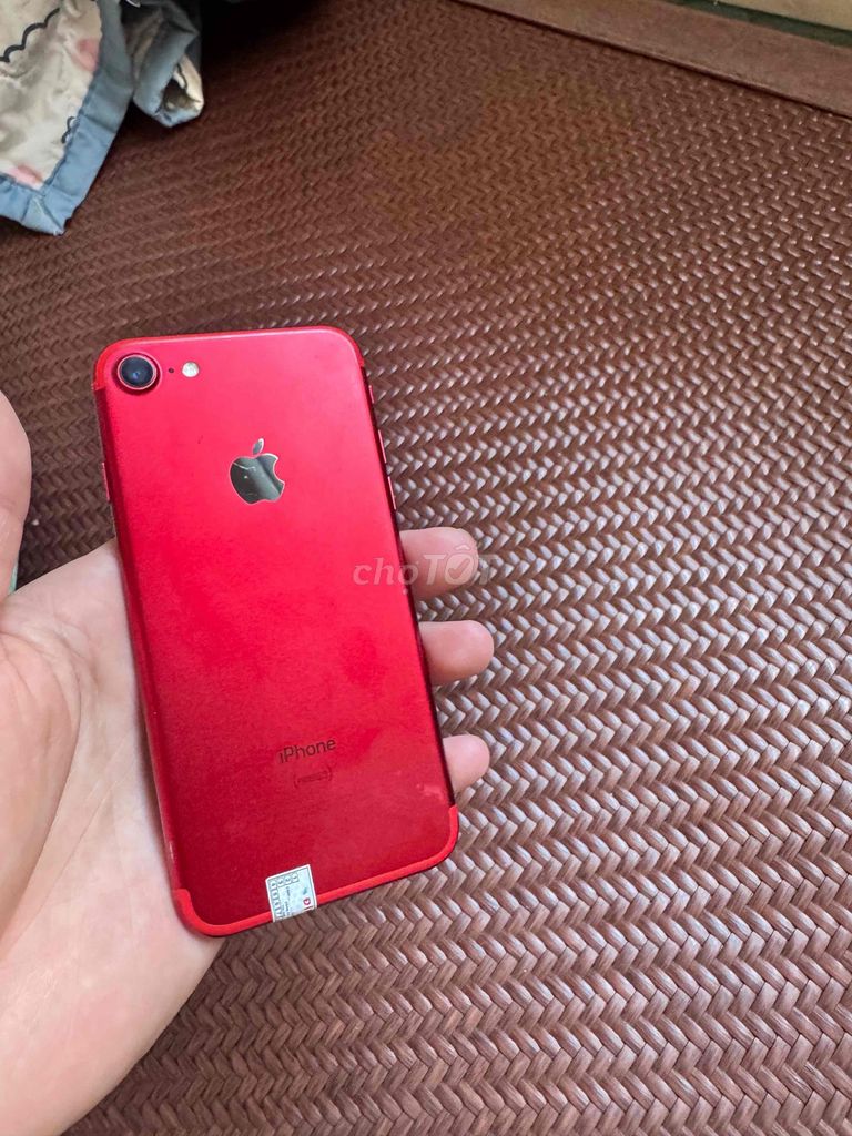 Apple iPhone 7G 128GB Đỏ Đã sử dụng. Mua bán Điện thoại tại Quận Hà Đông Hà Nội được đăng bởi Jely Bean hình 1