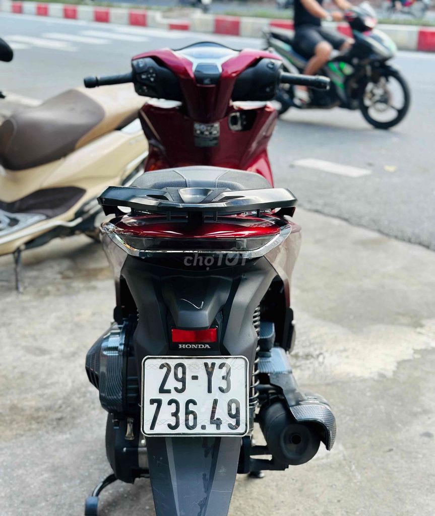 Chào bán SH150 ABS xe tháng 12 /2022 mà mới như 20. Mua bán Xe máy tại Quận Hà Đông Hà Nội được đăng bởi Nguyên Việt Anh hình 5