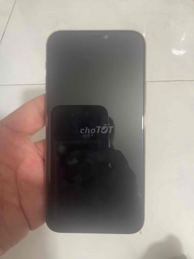 Apple iPhone 11 Pro 64GB Vàng. Mua bán Điện thoại tại Thành phố Thủ Đức Tp Hồ Chí Minh được đăng bởi PhongTran hình 1