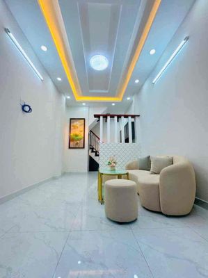 4 tầng btct âu dương lân