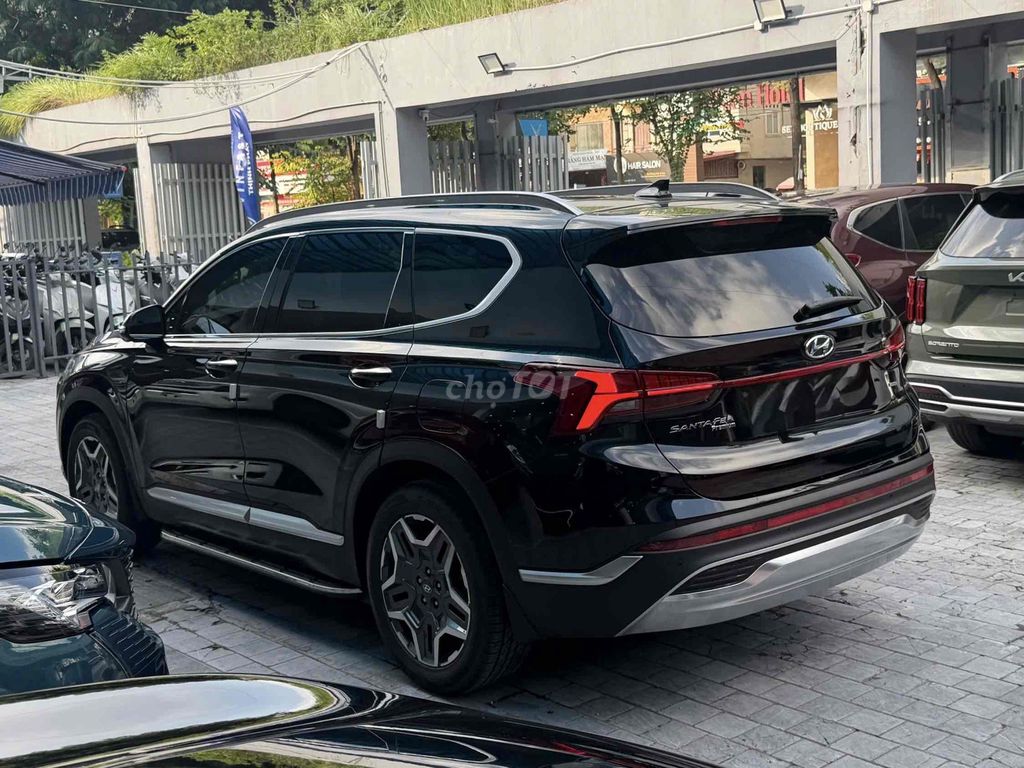 Hyundai SantaFe Premium 2.5L HTRAC, почти новый