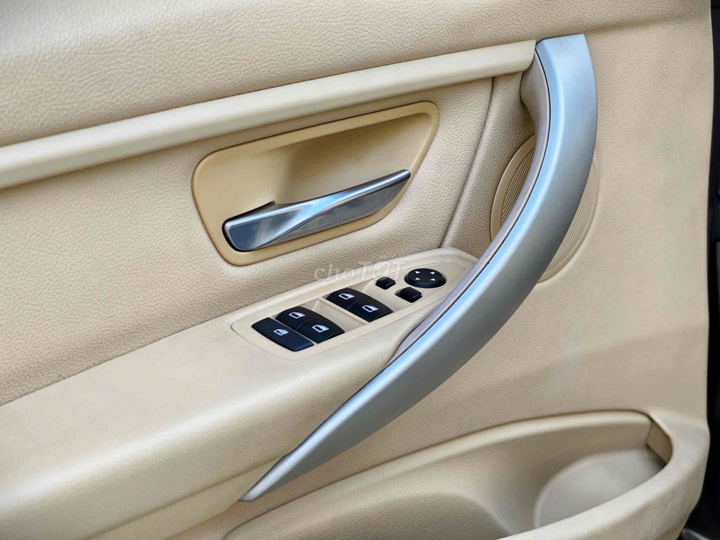 BMW 320i 2014 mới đi 74.000 KM. Xe zin CỰC NGON.. Mua bán Ô tô tại Quận Tân Phú Tp Hồ Chí Minh được đăng bởi Nhật Tân hình 10