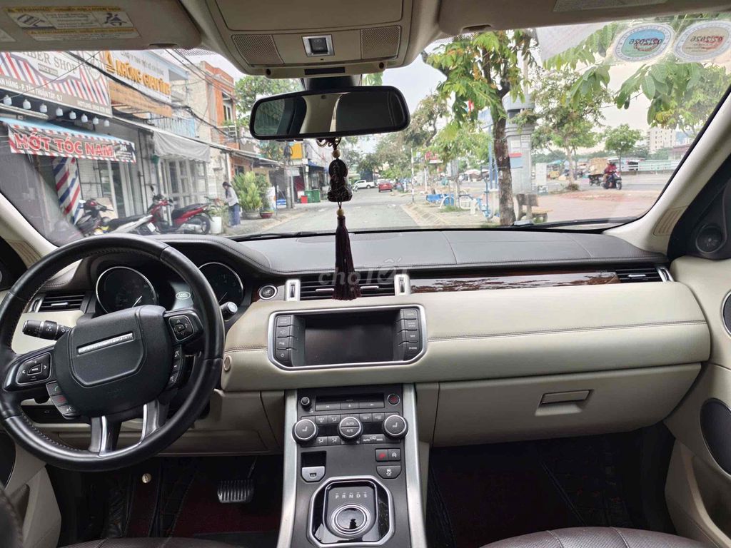 Range Rover Evoque 2014 Dynamic - 100000. Mua bán Ô tô tại Quận 7 Tp Hồ Chí Minh được đăng bởi Cầm Đồ Q7 hình 9