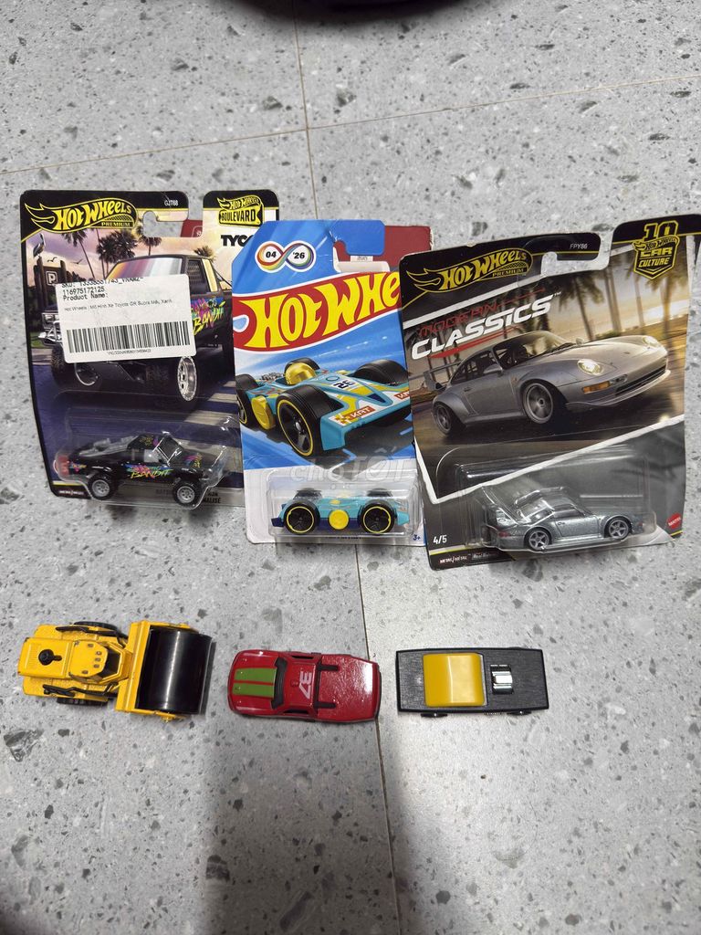 Mô hình xe Hot Wheels Kim loại Đa màu