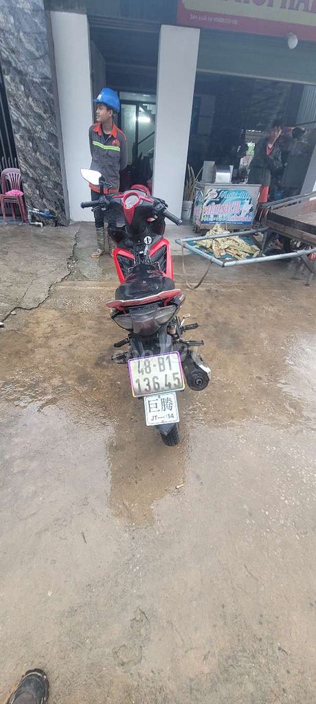 Yamaha Exciter Đỏ đen. Mua bán Xe máy tại Thị xã Hoàng Mai Nghệ An được đăng bởi phung van thanh hình 1