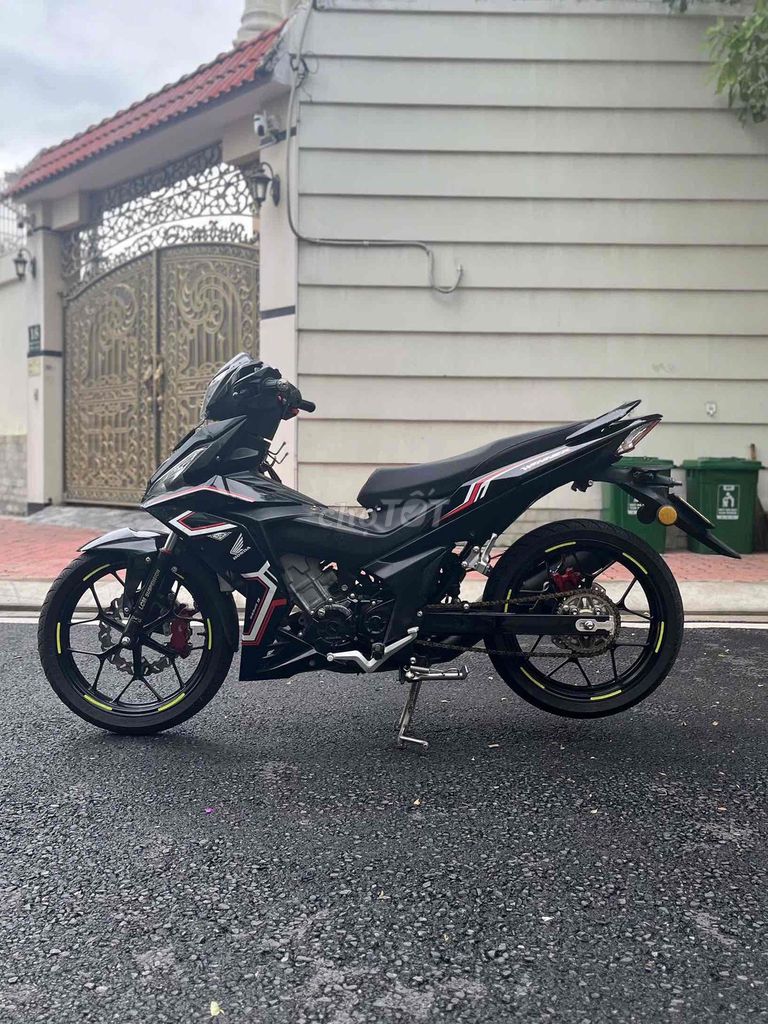 Cầm đồ thanh lý Honda Winner V1 2018 BS:59Y3-1406. Mua bán Xe máy tại Quận 8 Tp Hồ Chí Minh được đăng bởi Tuấn Bon hình 2