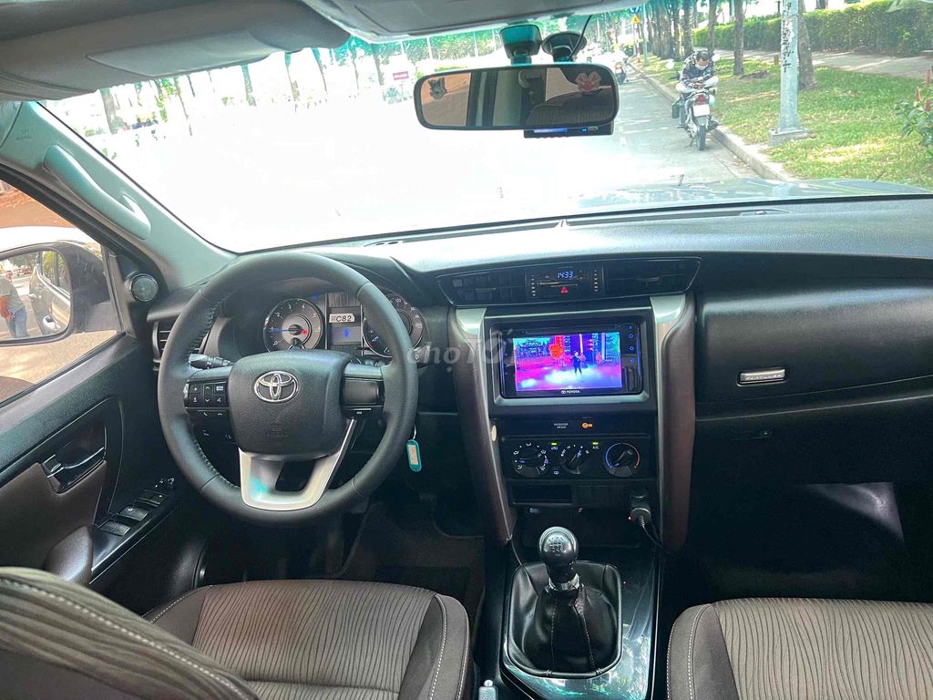 Toyota Fortuner 2019 2.4G 4x2 MT - 83000 km. Mua bán Ô tô tại Quận Tân Phú Tp Hồ Chí Minh được đăng bởi phan khanh hình 13