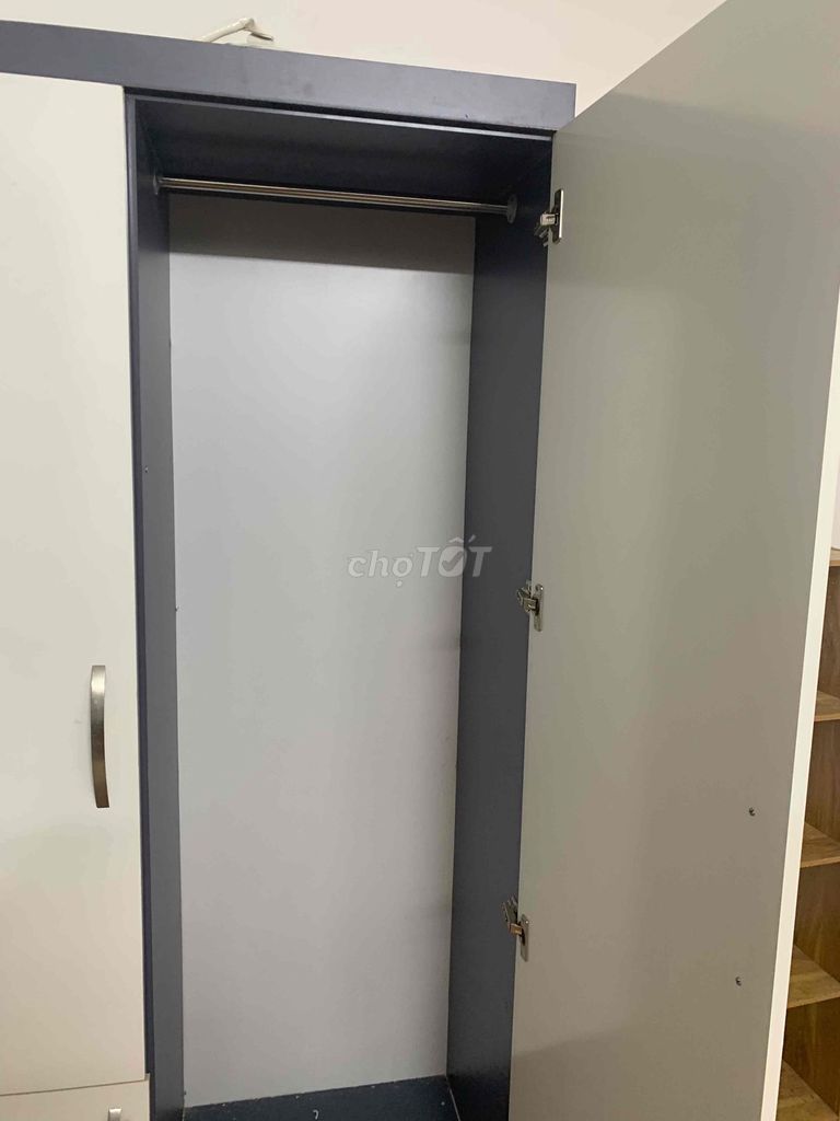 Tủ quần áo Gỗ Trắng, Xám 1m5x1m2. Mua bán Tủ, kệ gia đình tại Quận Đống Đa Hà Nội được đăng bởi Phạm thuý phượng hình 1
