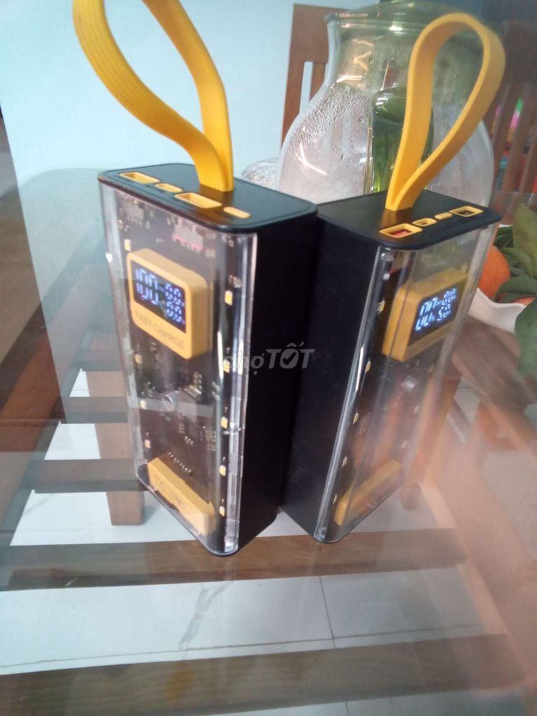 Sạc dự phòng Đen. Mua bán Phụ kiện (Màn hình, Chuột...) tại Thị xã Phú Thọ Phú Thọ được đăng bởi Nguyễn Hải Quỳnh hình 1