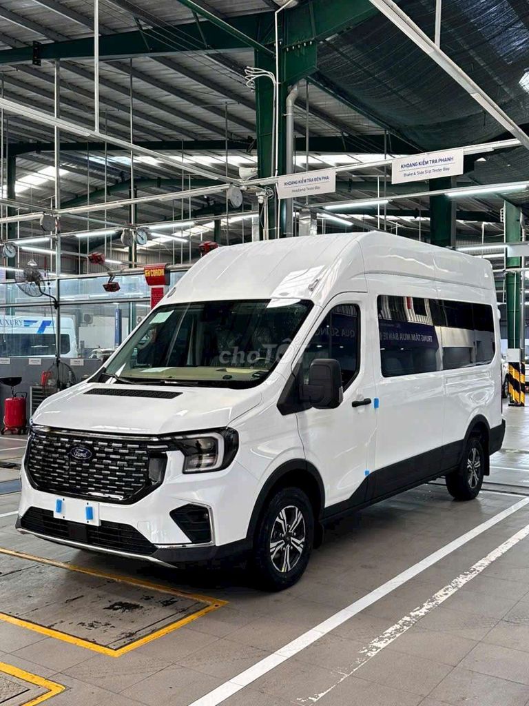 Ford Transit 16 chổ Mới