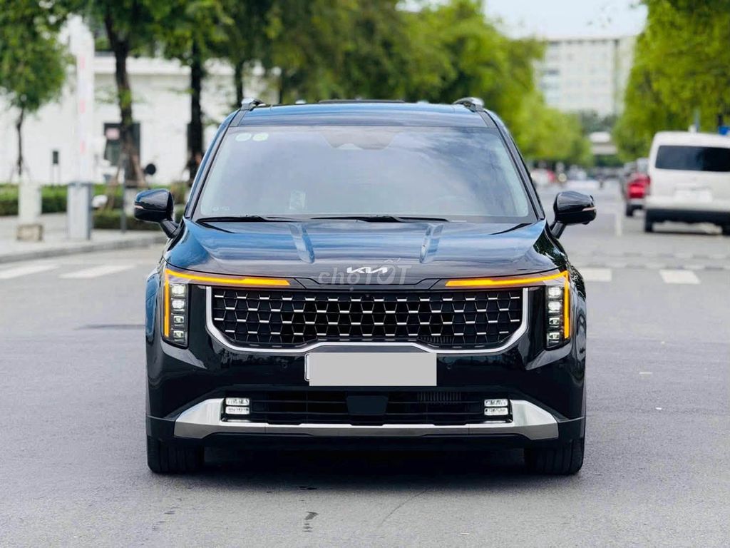 Kia Carnival Signature 2024 Đen 9000km