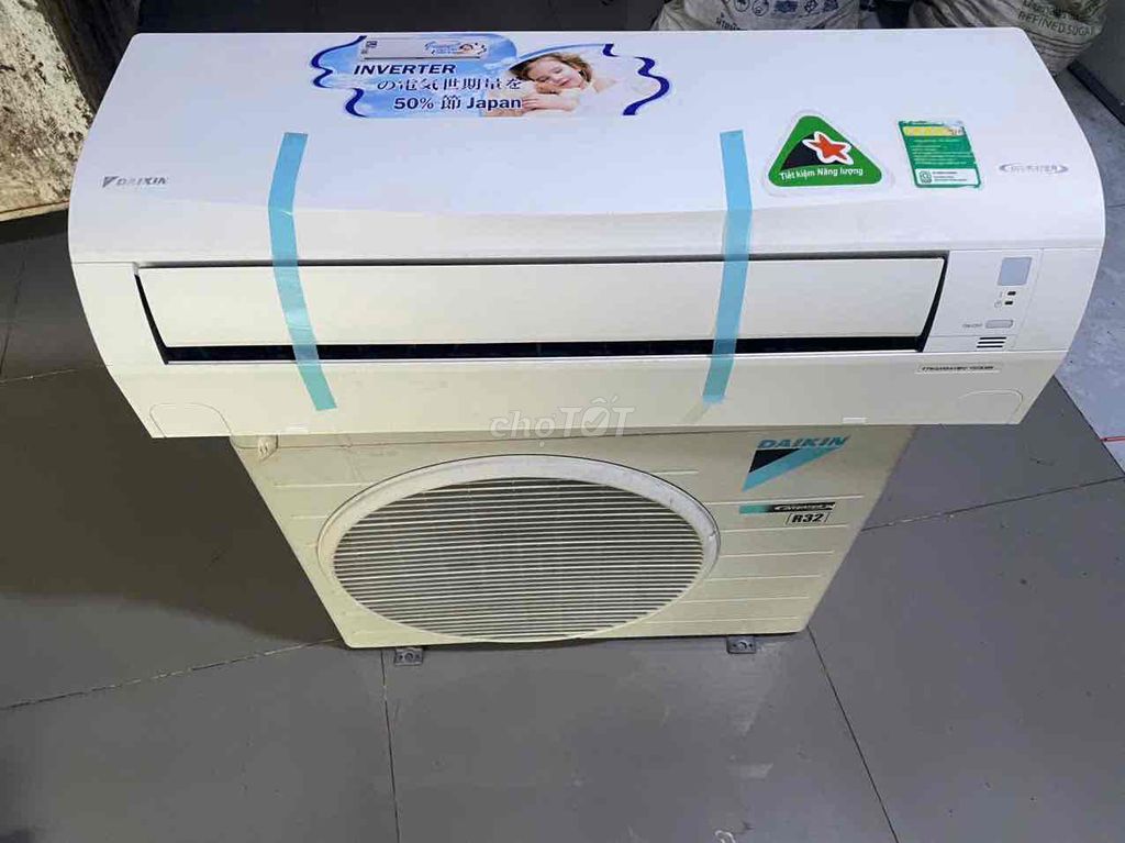 Máy lạnh Daikin 1.5hp inveter đời mới gas 32