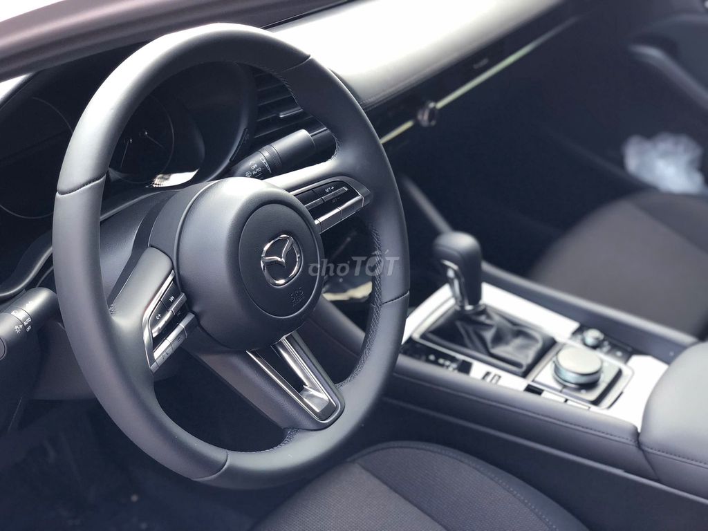 Mazda 3 2025 1.5L Deluxe. Mua bán Ô tô tại Quận 7 Tp Hồ Chí Minh được đăng bởi Kiet Cao hình 6