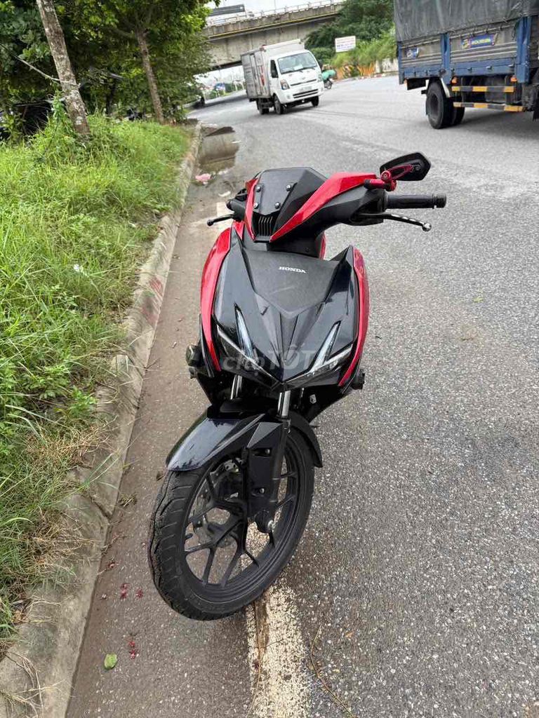 e bán winnerx đời cao xe còn rất đẹp lốp zin hết. Mua bán Xe máy tại Quận Long Biên Hà Nội được đăng bởi Nguyen Chung hình 2