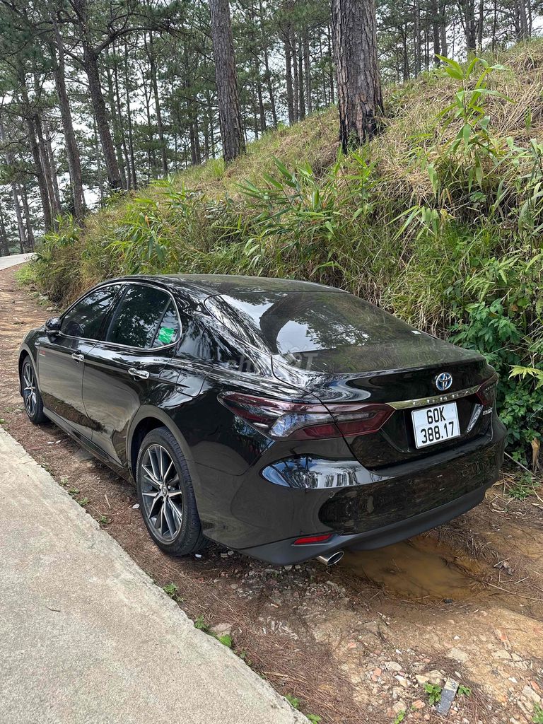 Toyota Camry 2023 2.5HV - 49000 km. Mua bán Ô tô tại Thành phố Biên Hòa Đồng Nai được đăng bởi Nguyễn Thành Tín hình 1