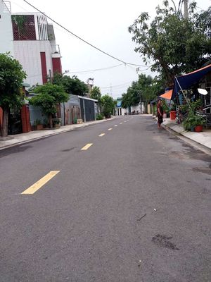Nhà cấp 4 SHR mặt tiền Tân Hiệp 10-Hóc Môn.Dt 5,3x27~143m2~3,57ty. Mua bán Nhà ở tại Huyện Hóc Môn Tp Hồ Chí Minh được đăng bởi Thanh Nhân bđs