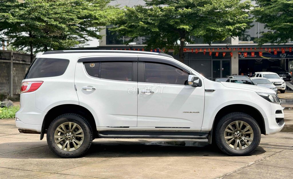 Chevrolet Trailblazer LTZ 2018 Trắng bản FULL