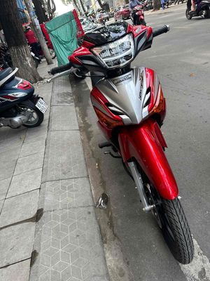 Honda Future X FI Đỏ bạc. Mua bán Xe máy tại Quận Ninh Kiều Cần Thơ được đăng bởi Nguyễn Trọng Nhân