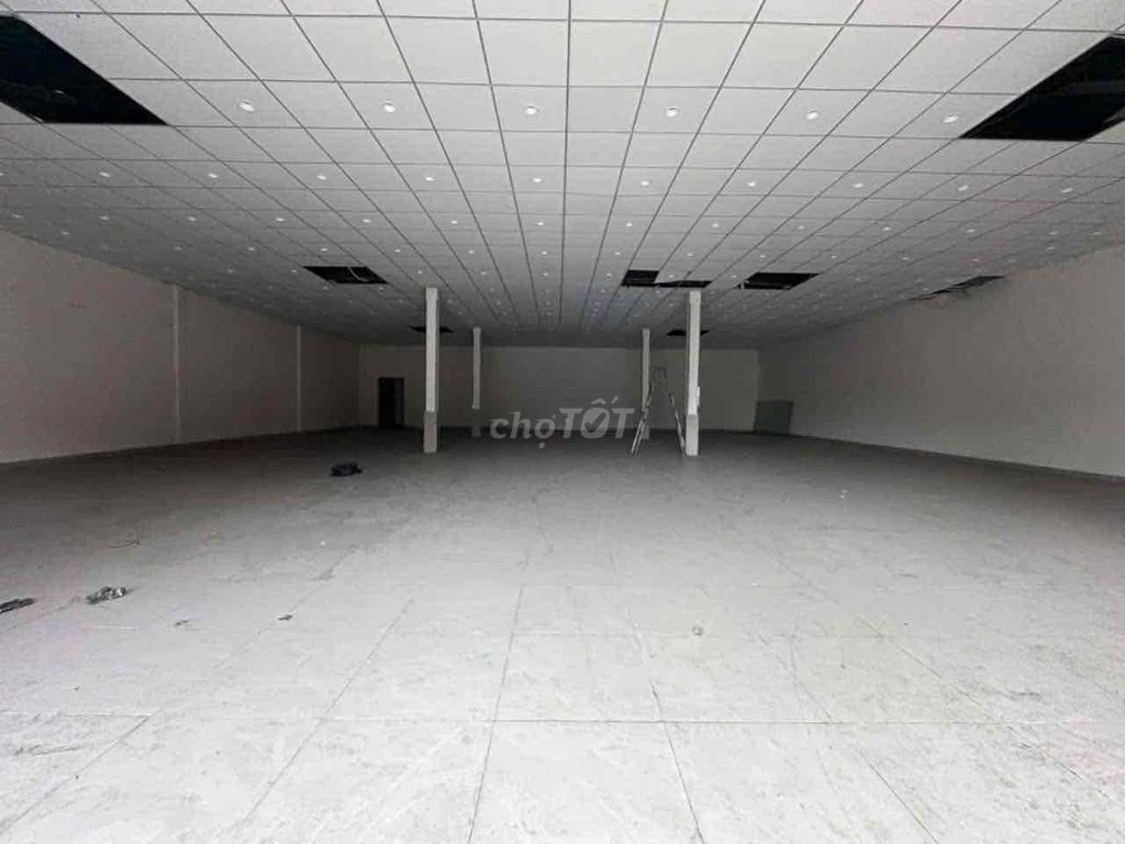 CHO THUÊ MẶT BẰNG MẶT TIỀN ĐƯỜNG CMT8 - TP. BIÊN HÒA, ĐỒNG NAI