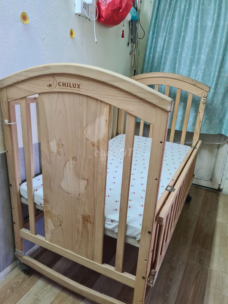 Bán cũi em bé Chilux gỗ. Mua bán Mẹ và bé tại Quận Hải Châu Đà Nẵng được đăng bởi Bich lien hình 1