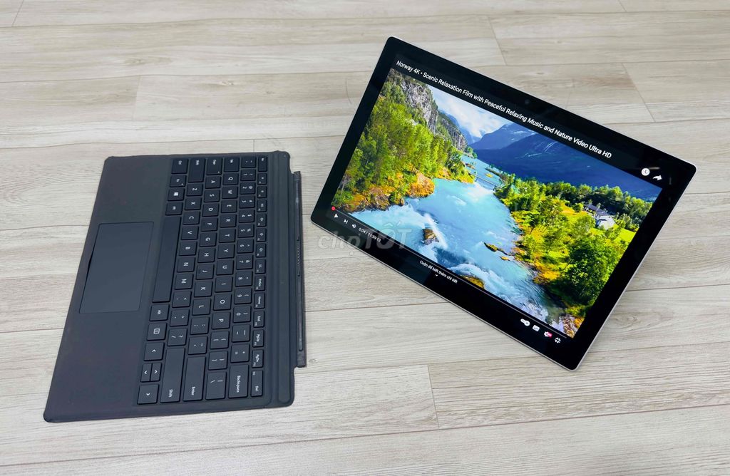 Surface pro 7 plus i7 1185g7, Ram 16G, SSD 512G