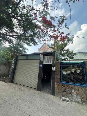 Rent · 4 bd · 130 м² · Huyện Hóc Môn, ул. Nhà 1/ Liên Xã Thị Trấn gần chợ hóc môn