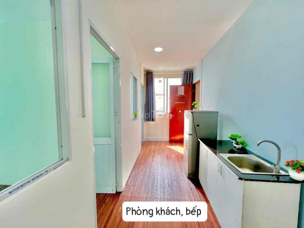 2 Phòng ngủ_ban công_Thang máy_Gần sát ung Văn Khiêm