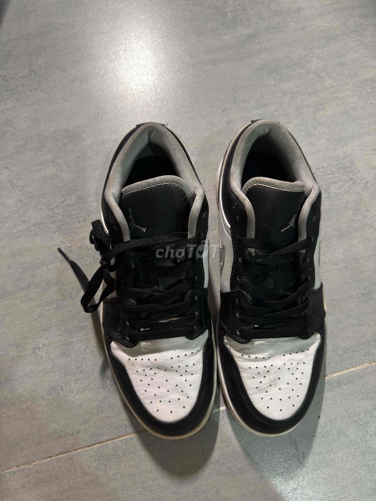 Giày thể thao Nike Air Jordan 1 Low 41 Đen, Trắng. Mua bán Giày dép tại Quận Tân Phú Tp Hồ Chí Minh được đăng bởi Phạm Trình hình 1